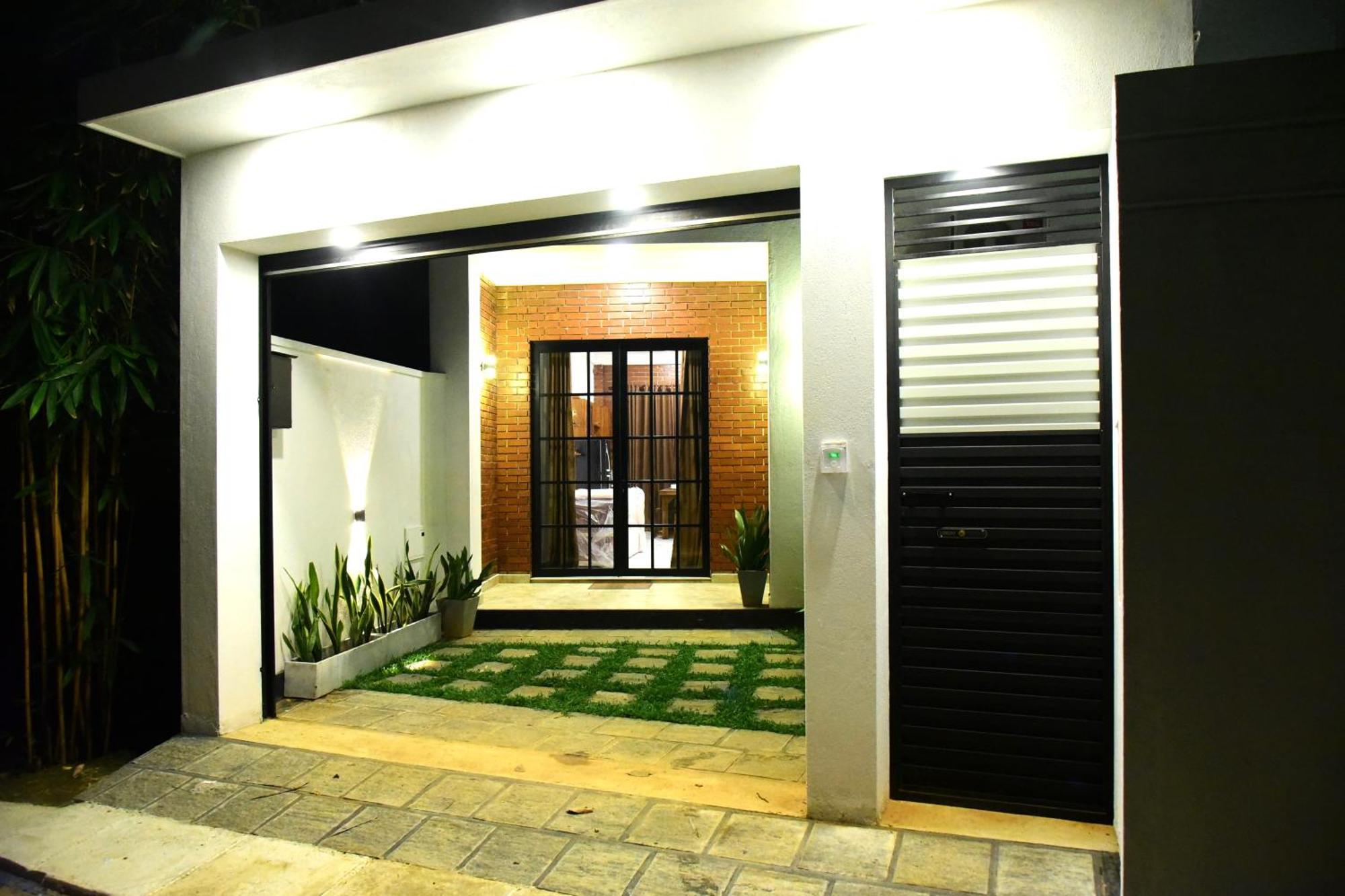 Ocean Ripples Hikkaduwa Exterior foto